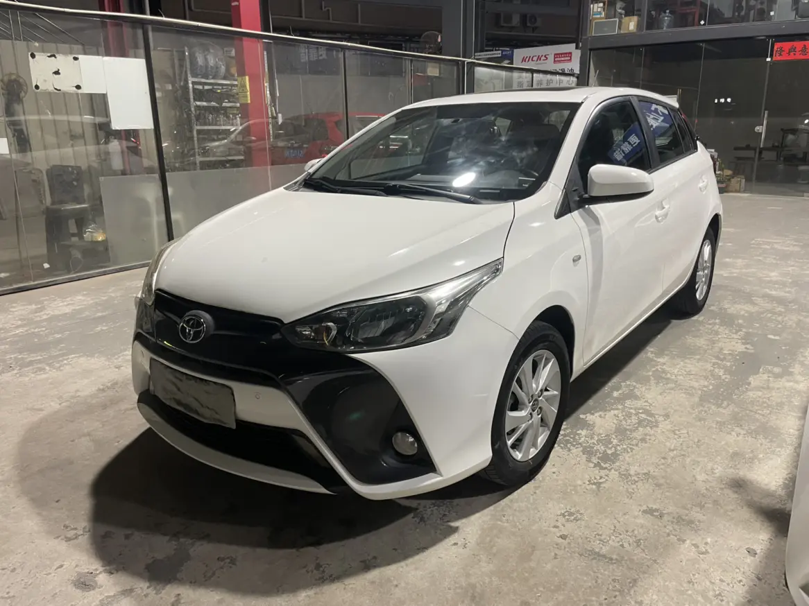Toyota Yaris L