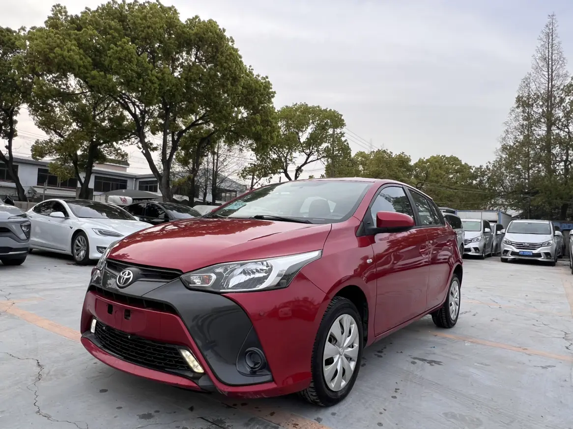 Toyota Yaris L
