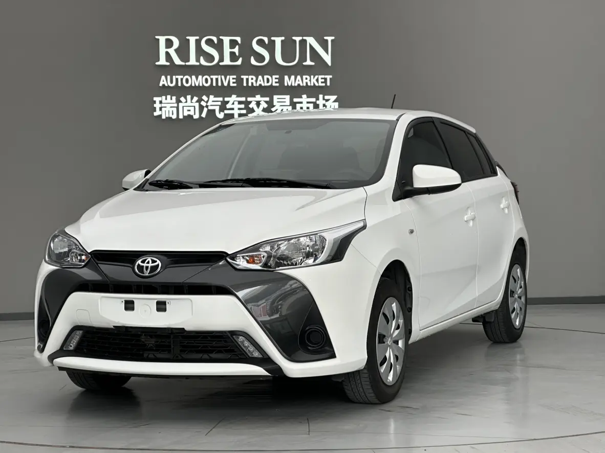 Toyota Yaris L