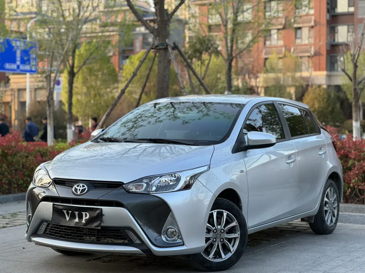 Toyota Yaris L