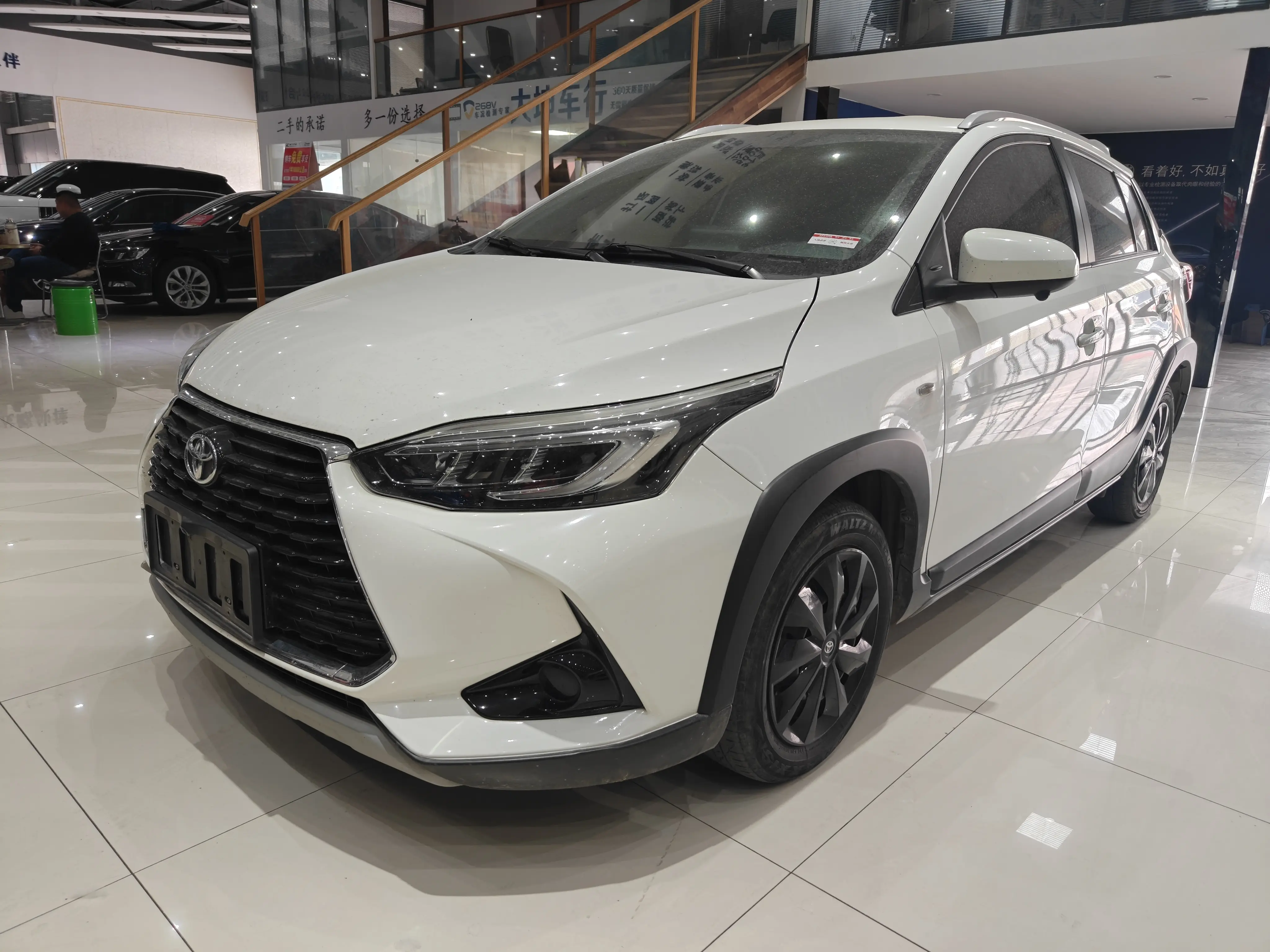 Toyota Yaris L