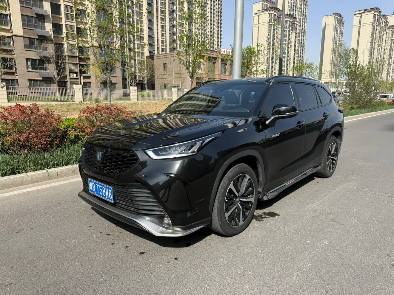 Toyota Crown Kluger