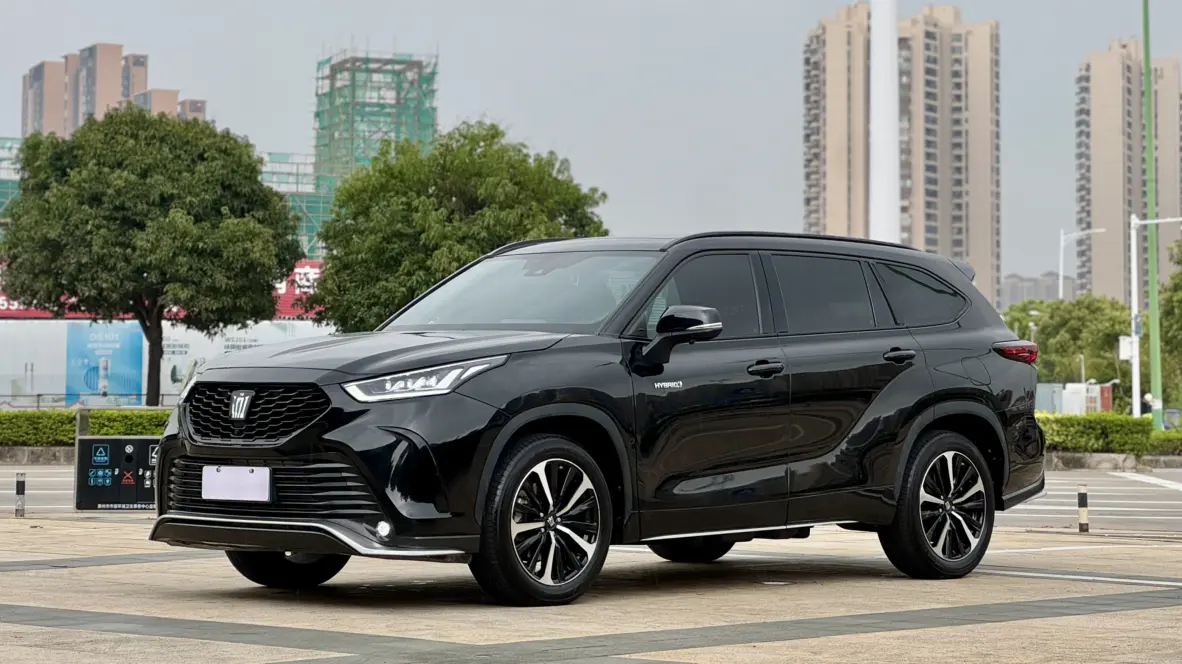 Toyota Crown Kluger