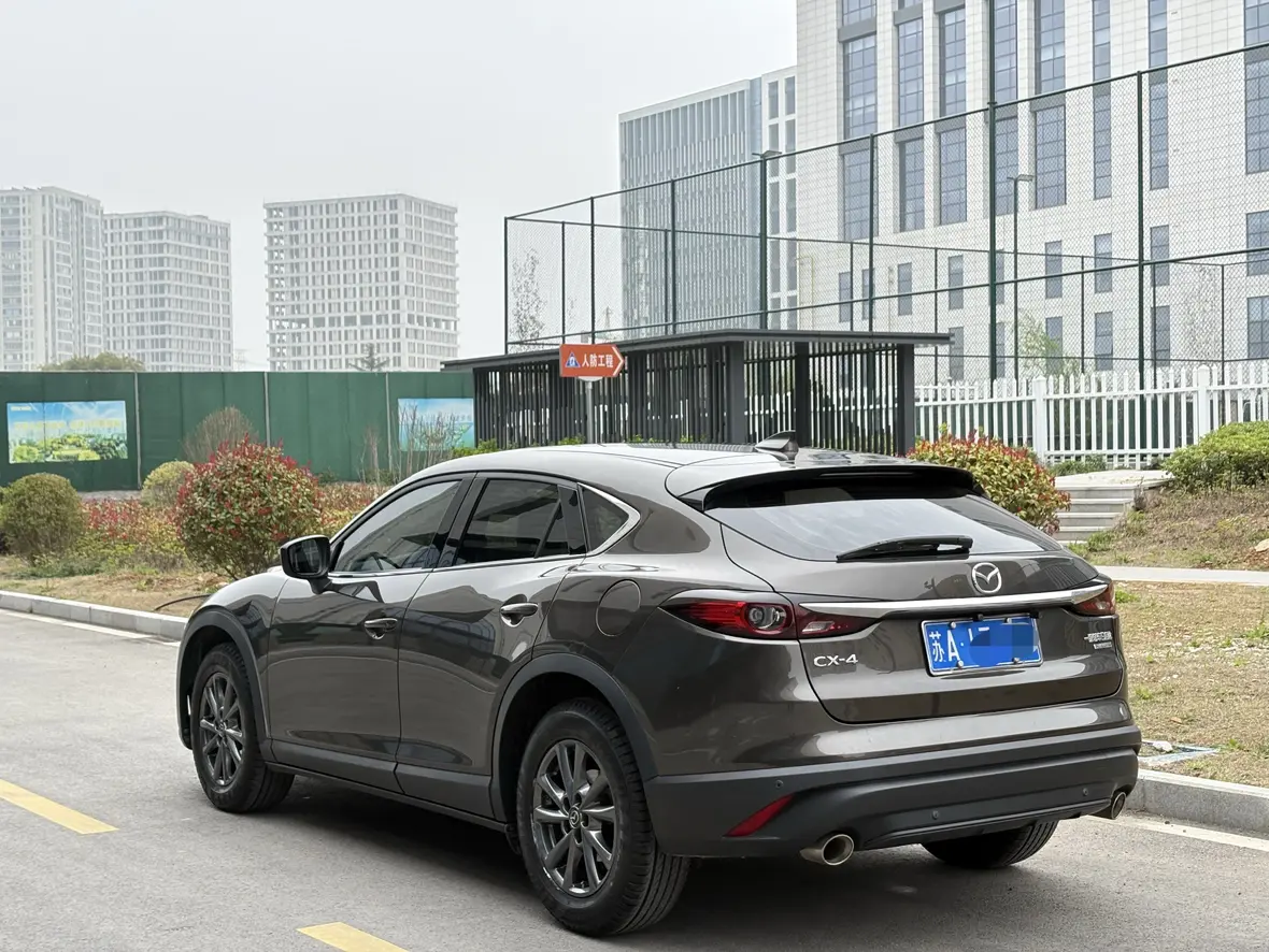 Mazda CX-4
