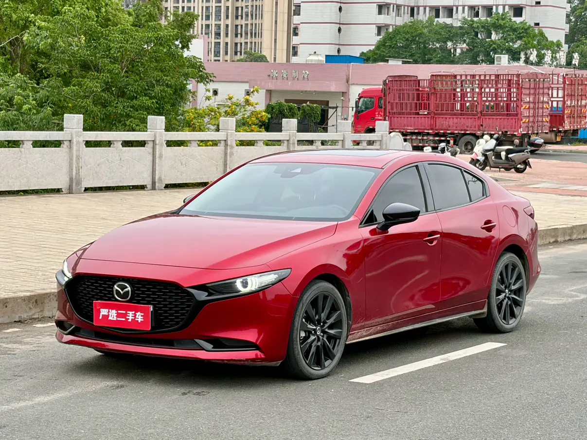 Mazda Axela