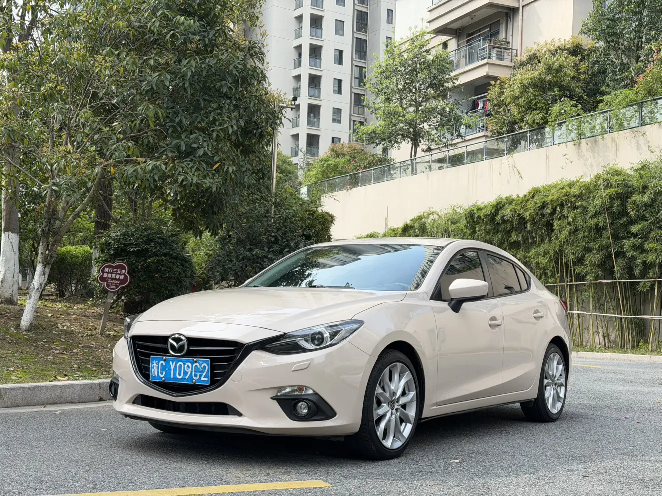 Mazda Axela