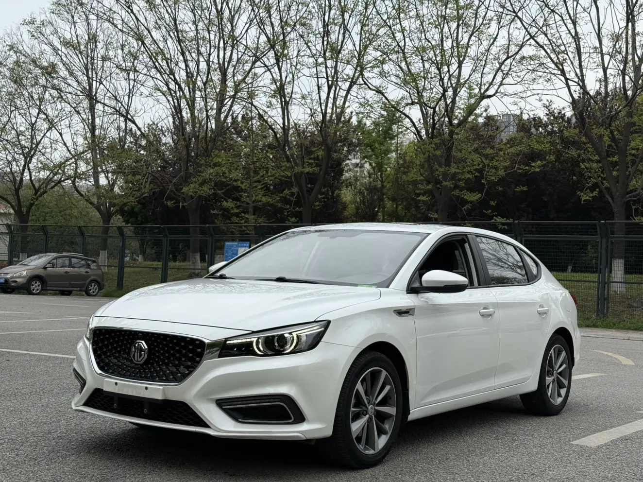 MG 6