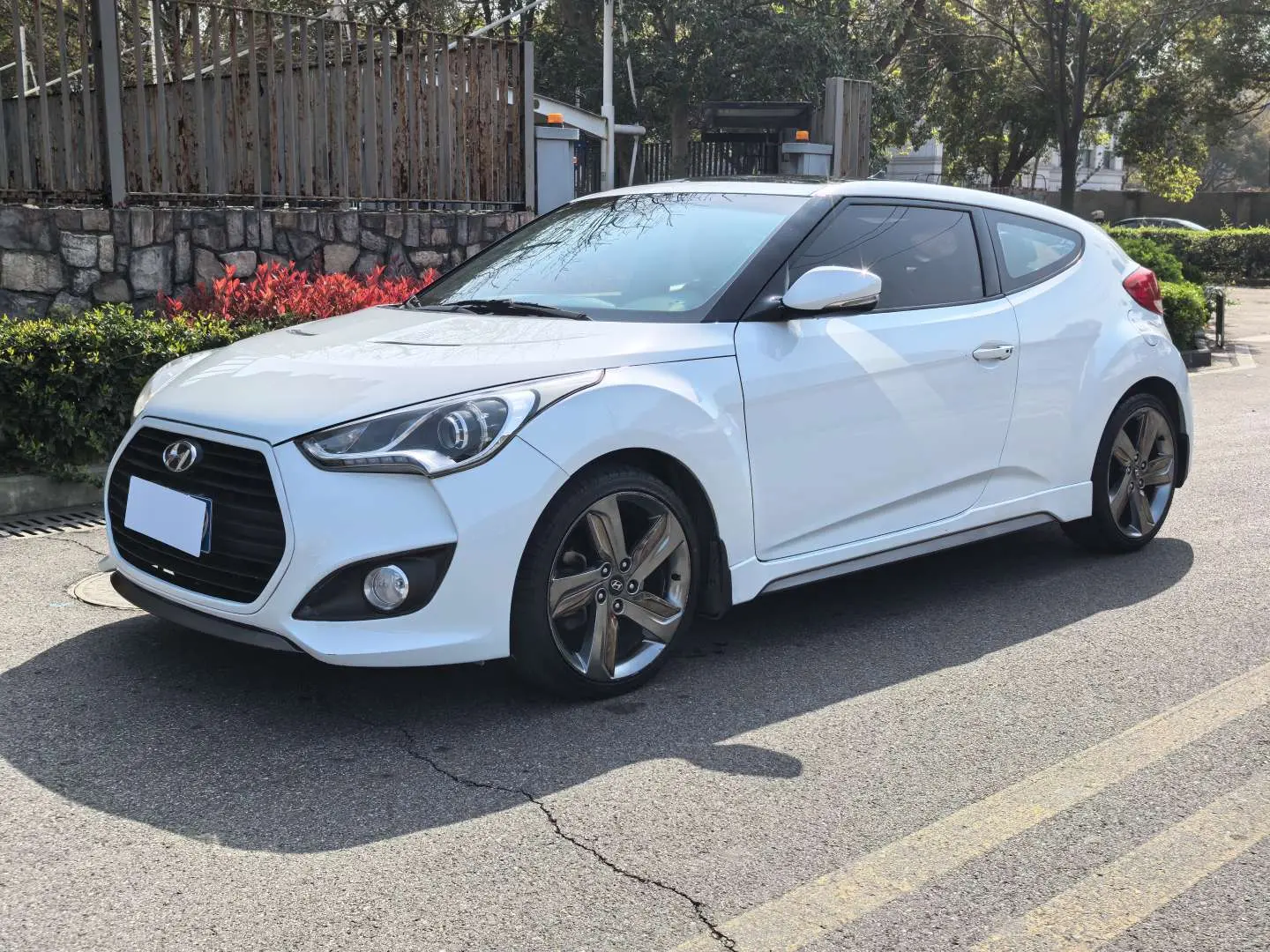 Hyundai Veloster