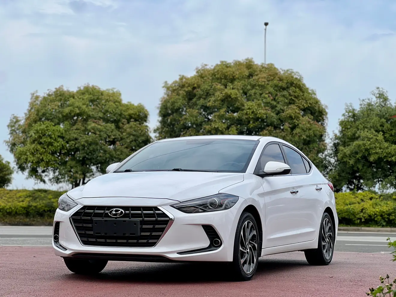 Hyundai Lead