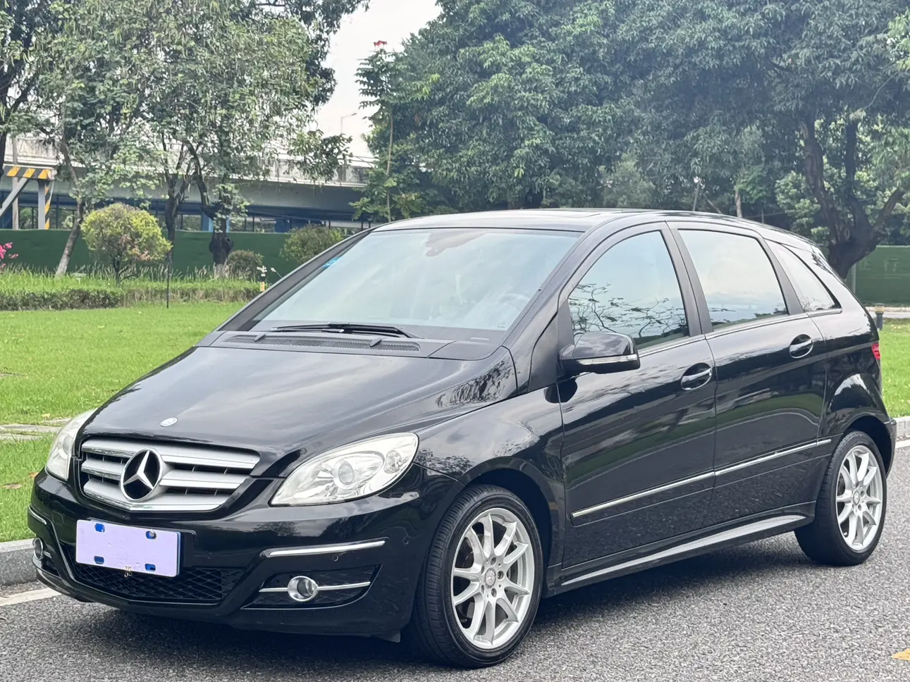 Mercedes-Benz Mercedes Benz B Class