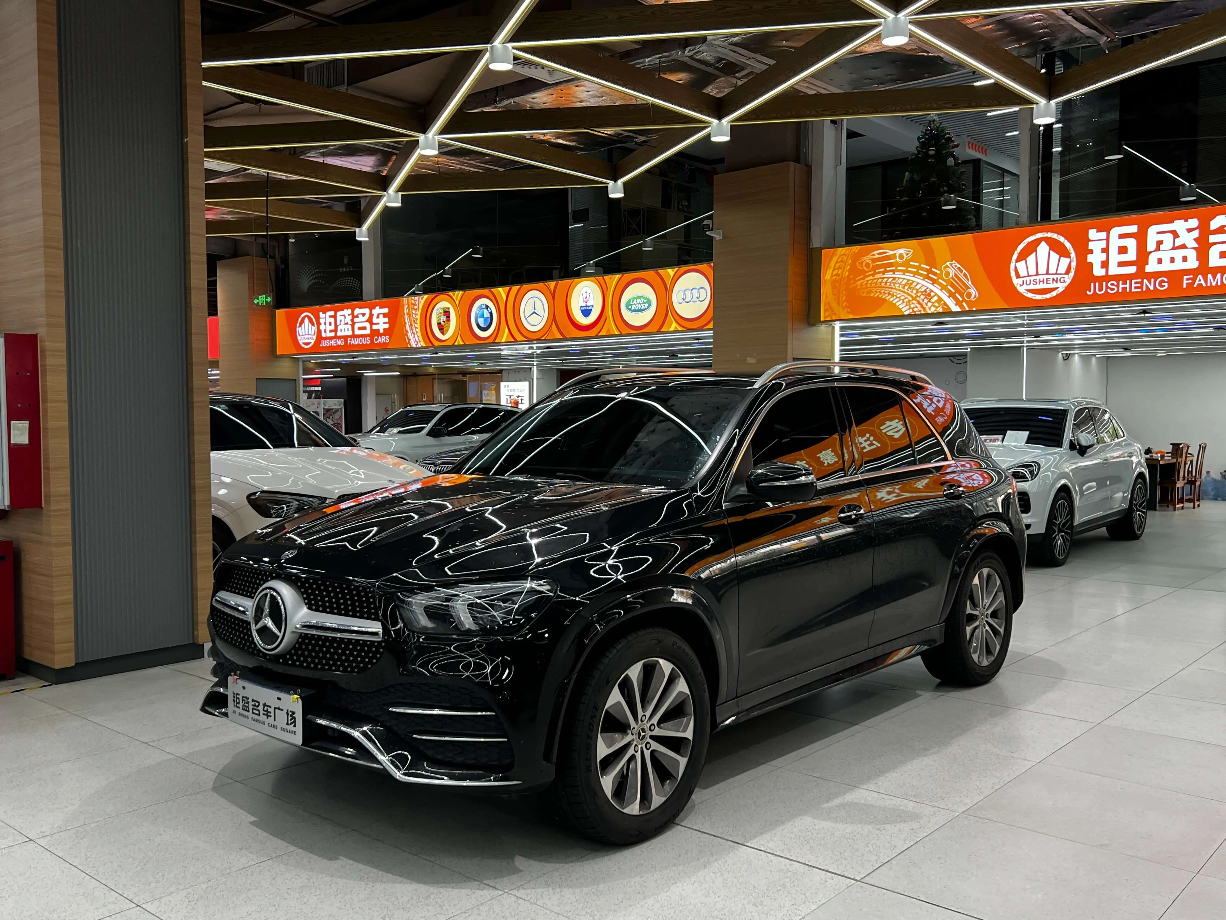 Mercedes-Benz GLE (Imported)