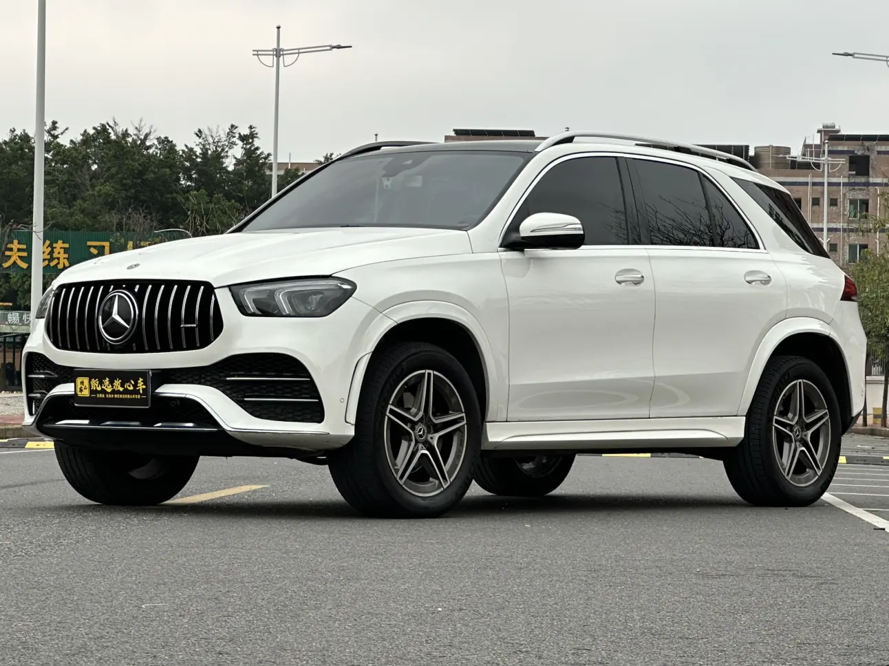 Mercedes-Benz GLE (Imported)