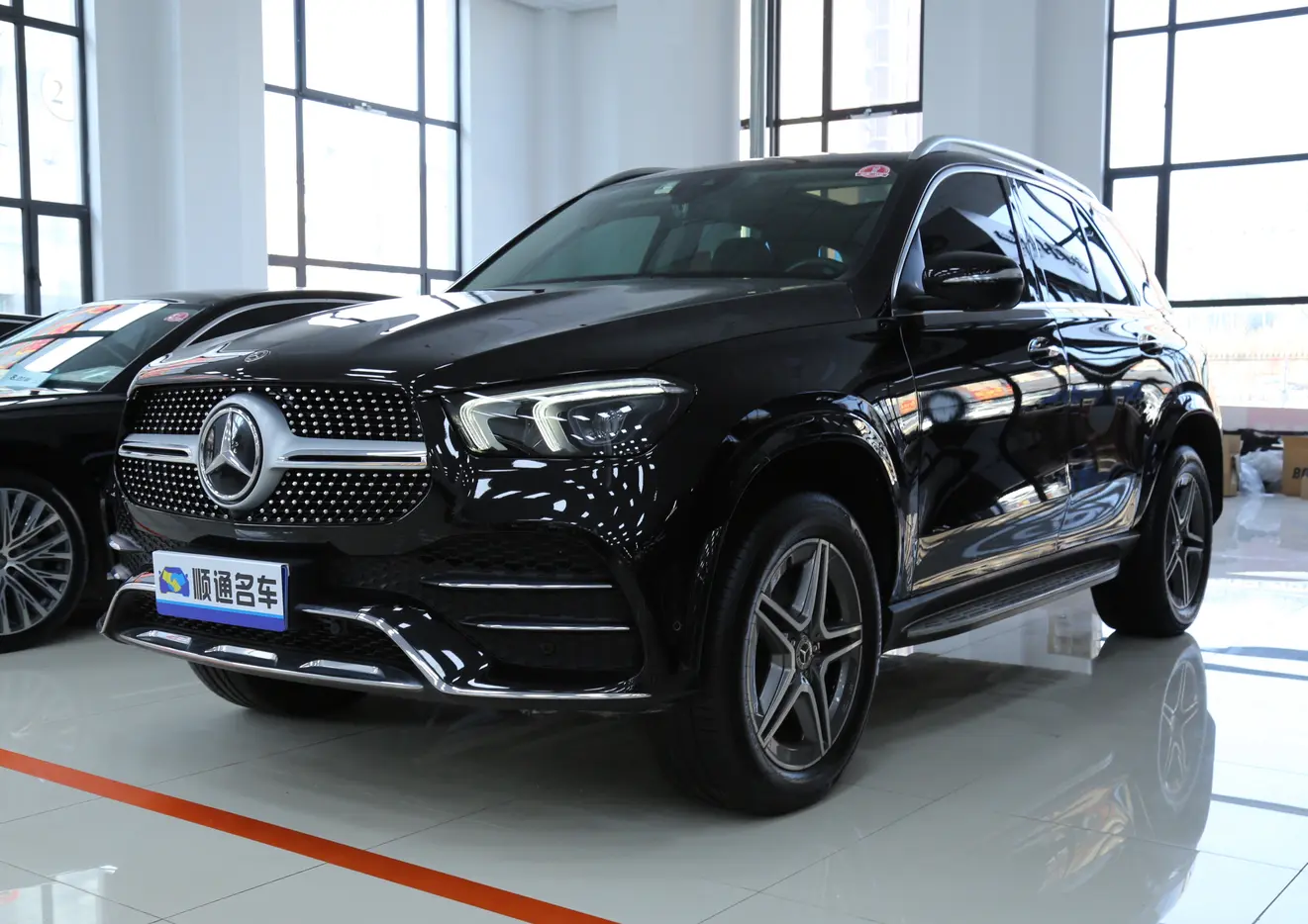 Mercedes-Benz GLE (Imported)