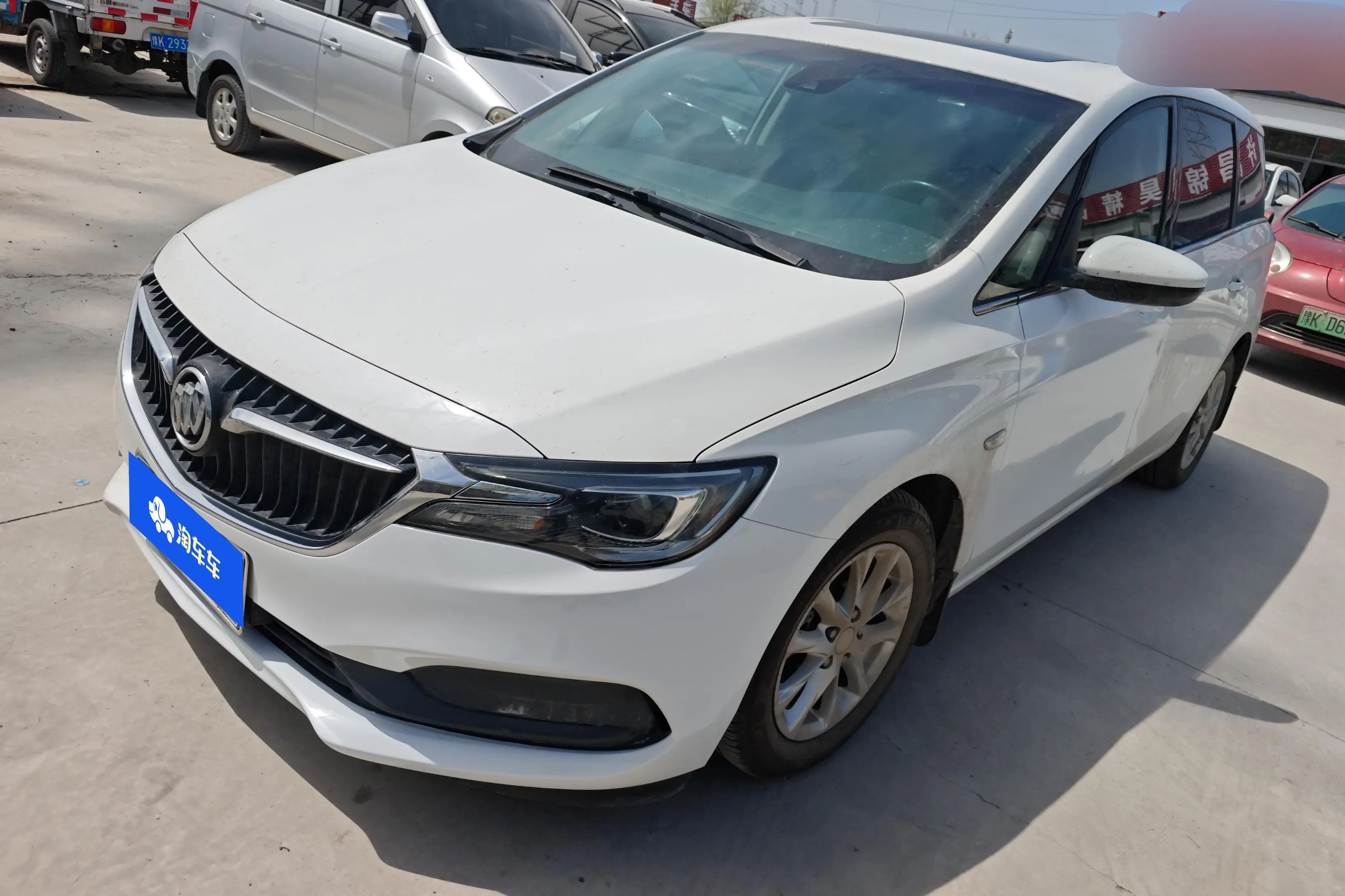 Buick GL6
