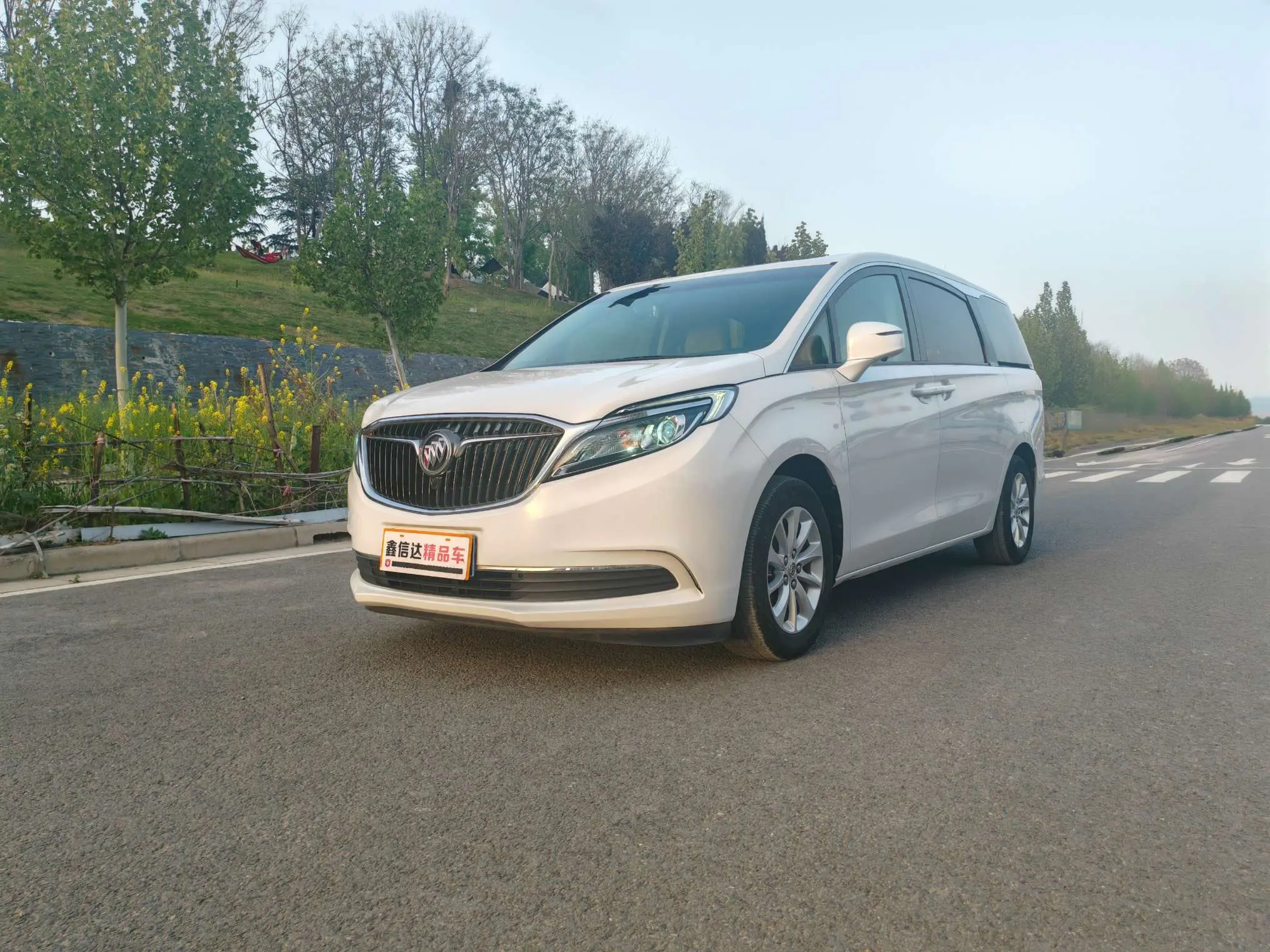 Buick GL8