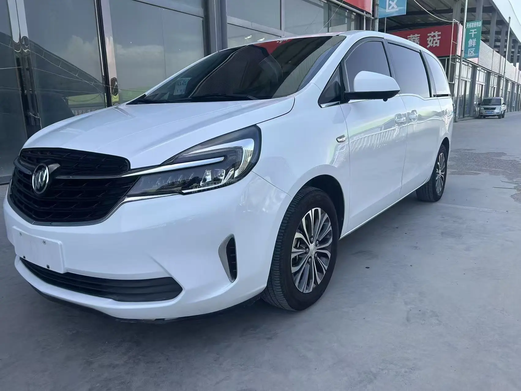 Buick GL8