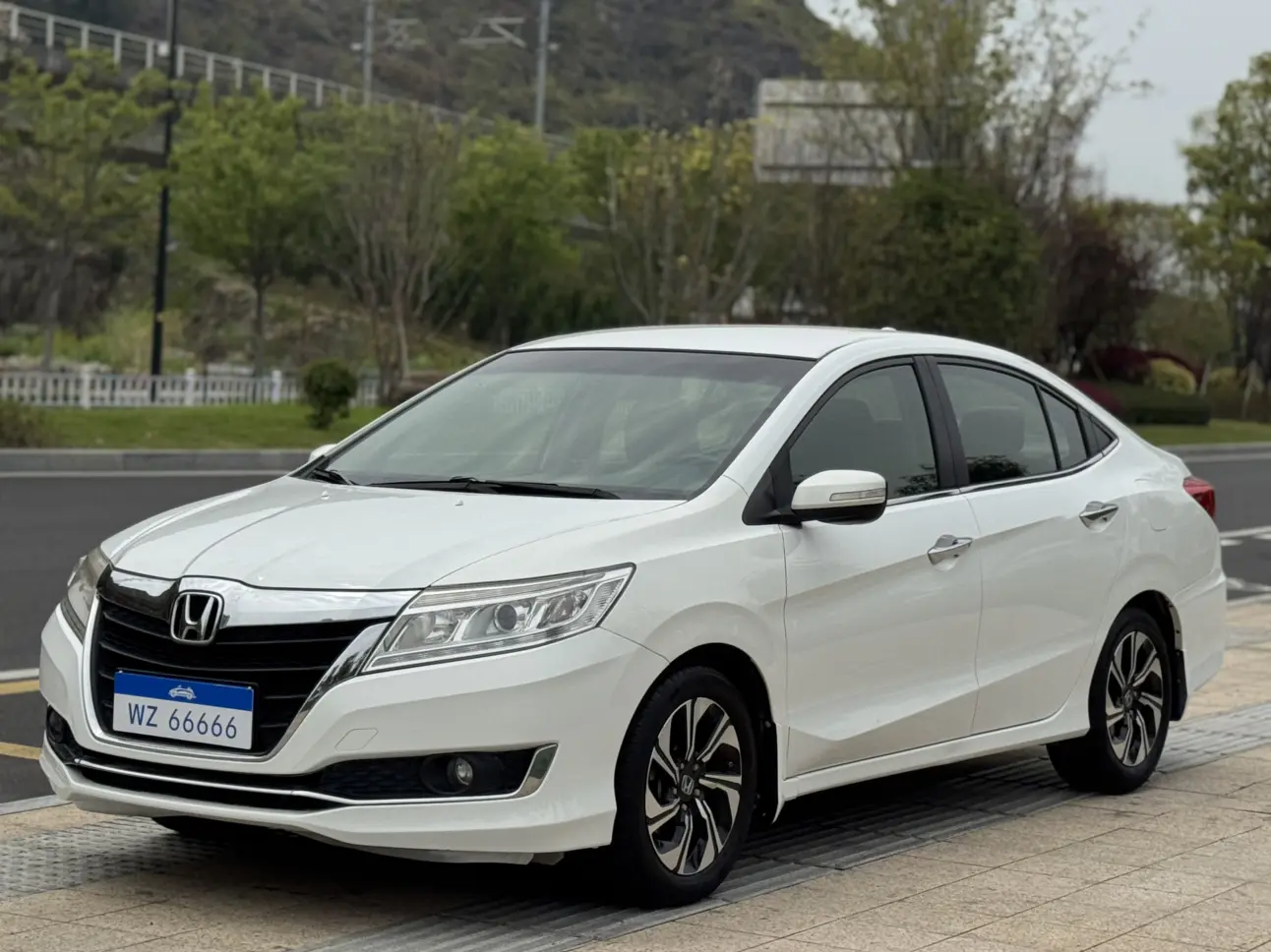 Honda Crider
