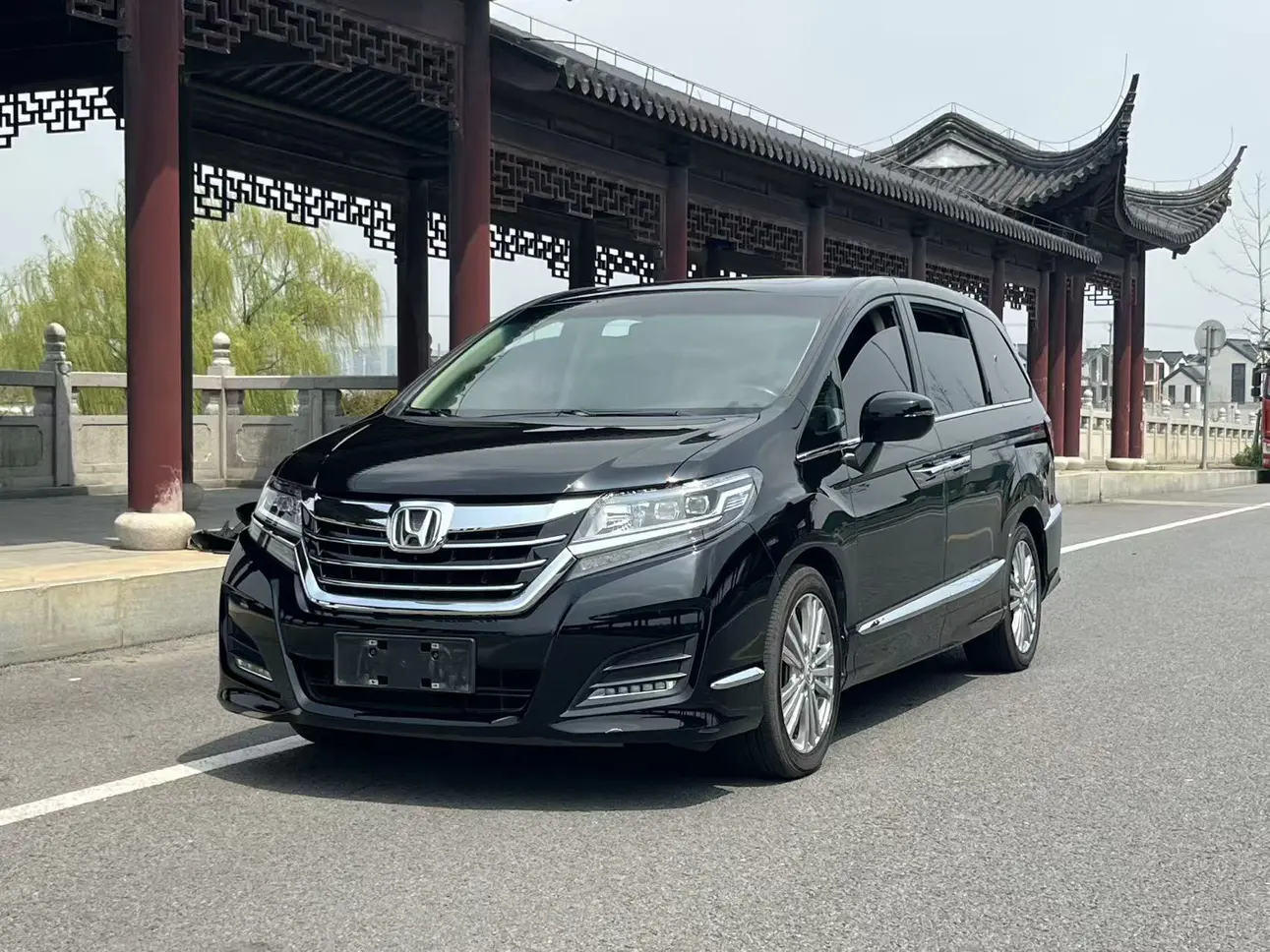 Honda Elysion