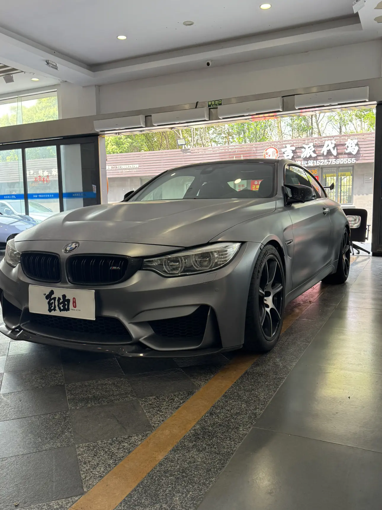 BMW M4