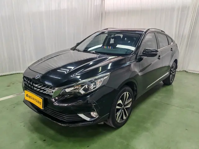 Kai Chen Venucia T90