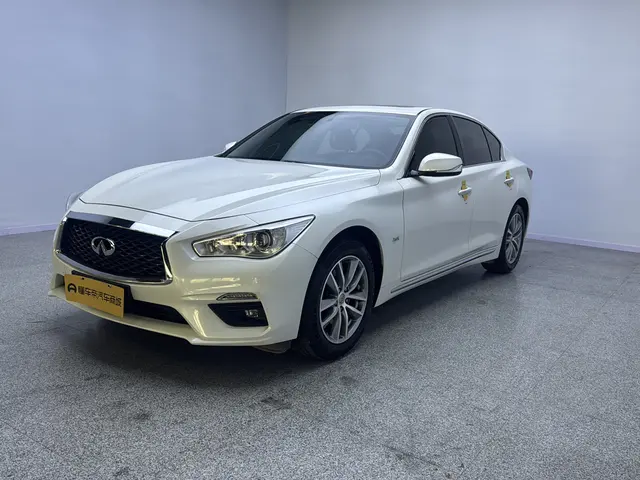 Infiniti Q50L