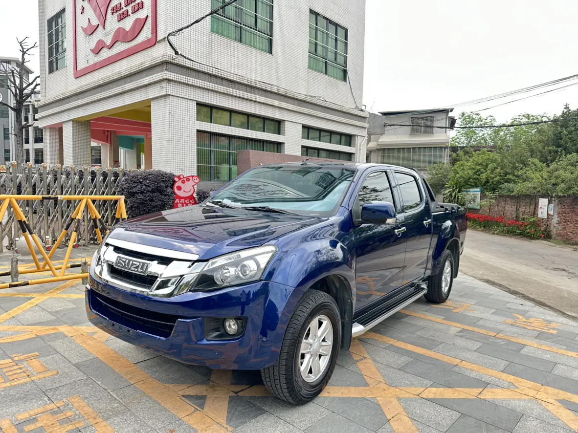Isuzu Suzutaku
