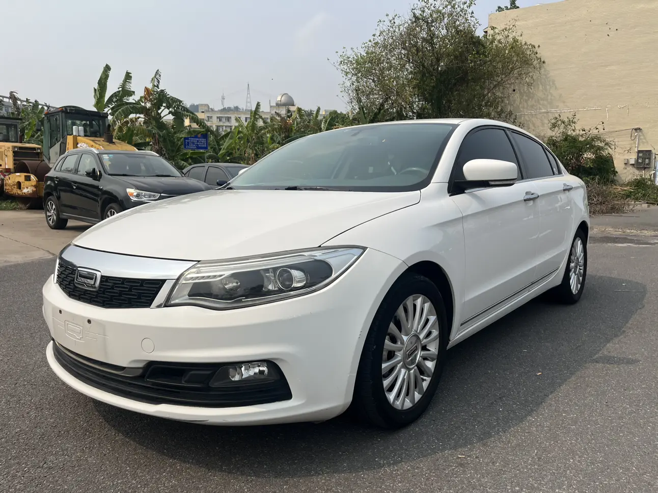 Qoros 3