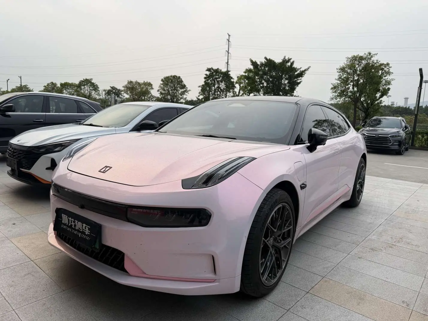 ZEEKR 001