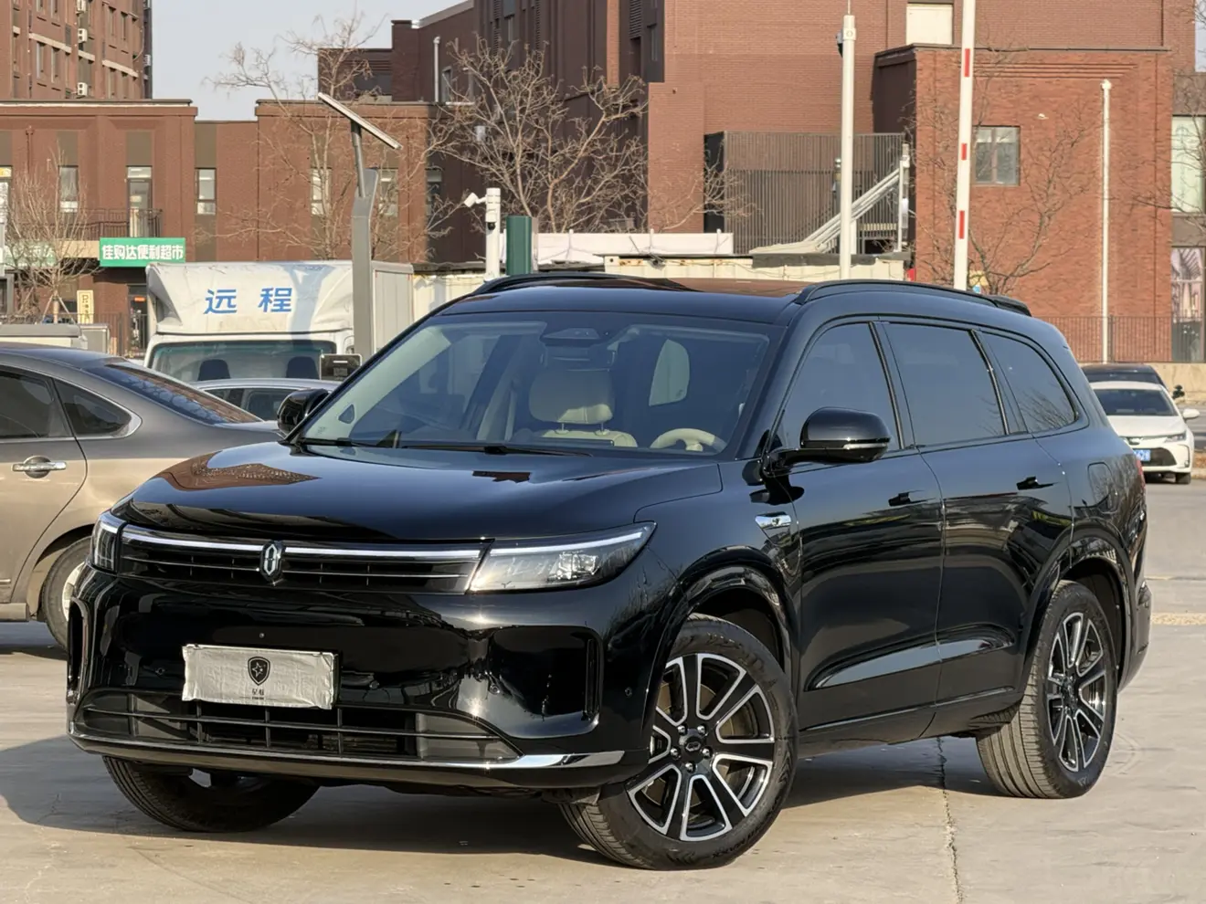 AITO M7