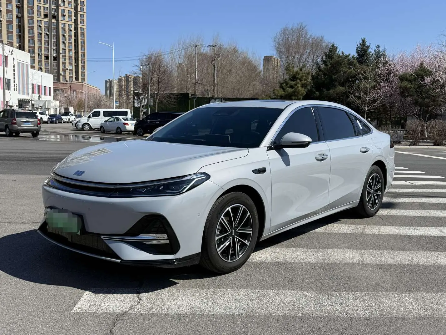 Geely Galaxy A7 PHEV