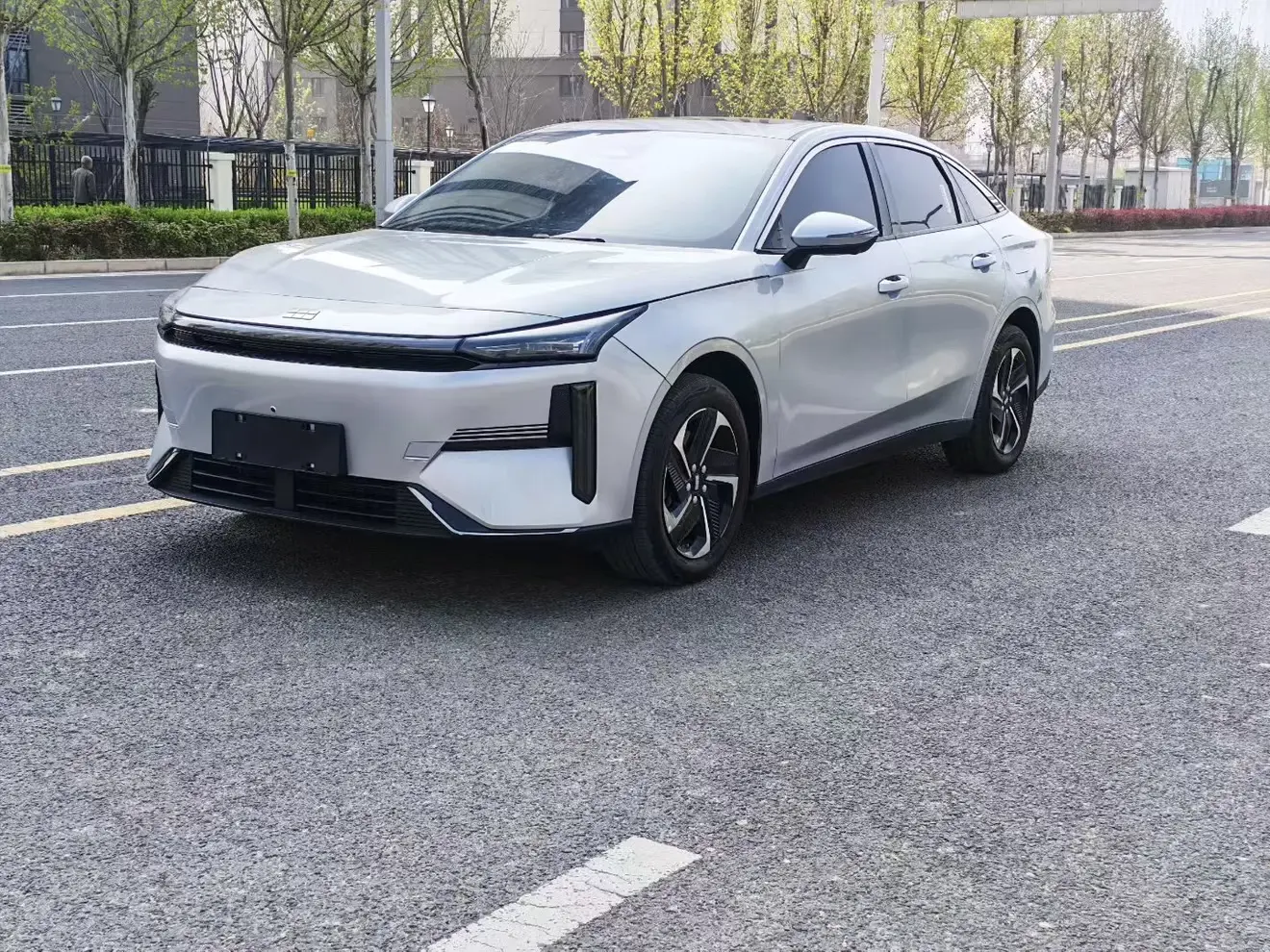 Geely Galaxy L6