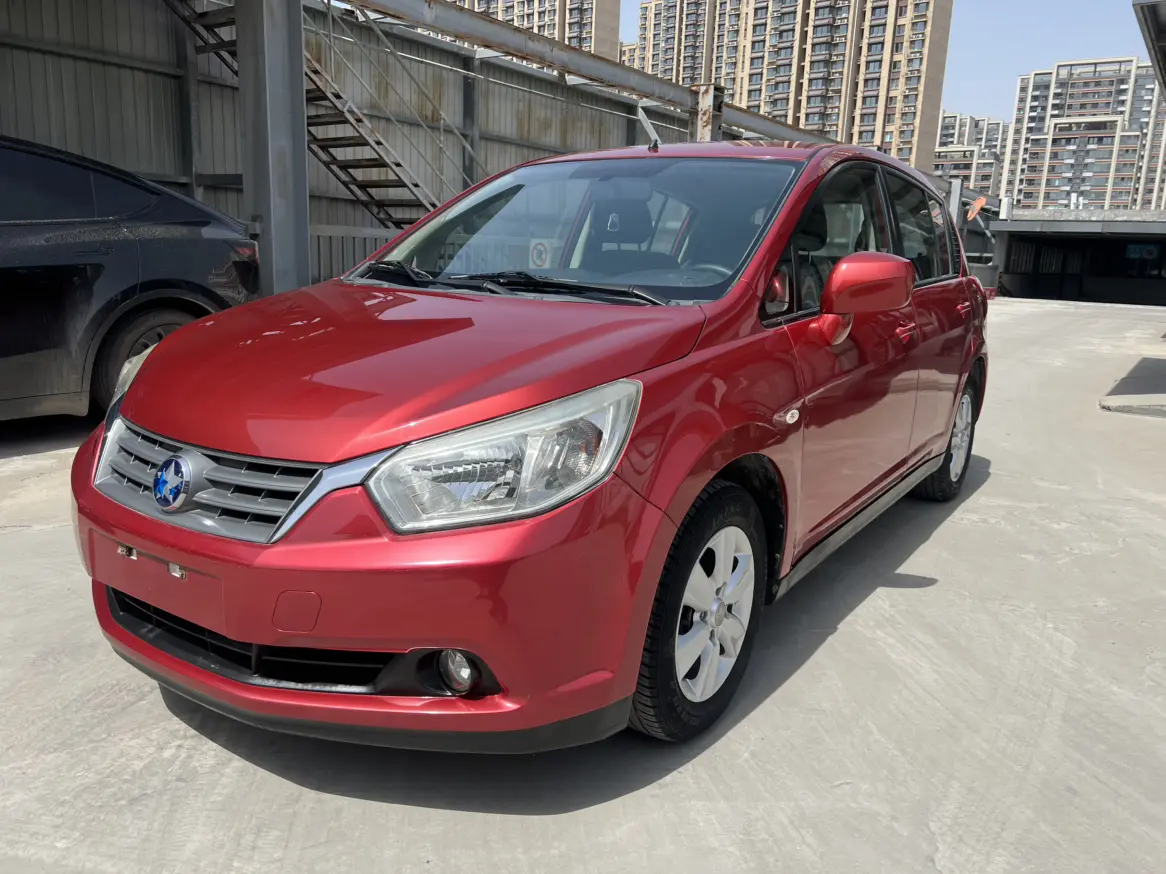 Kai Chen Venucia R50