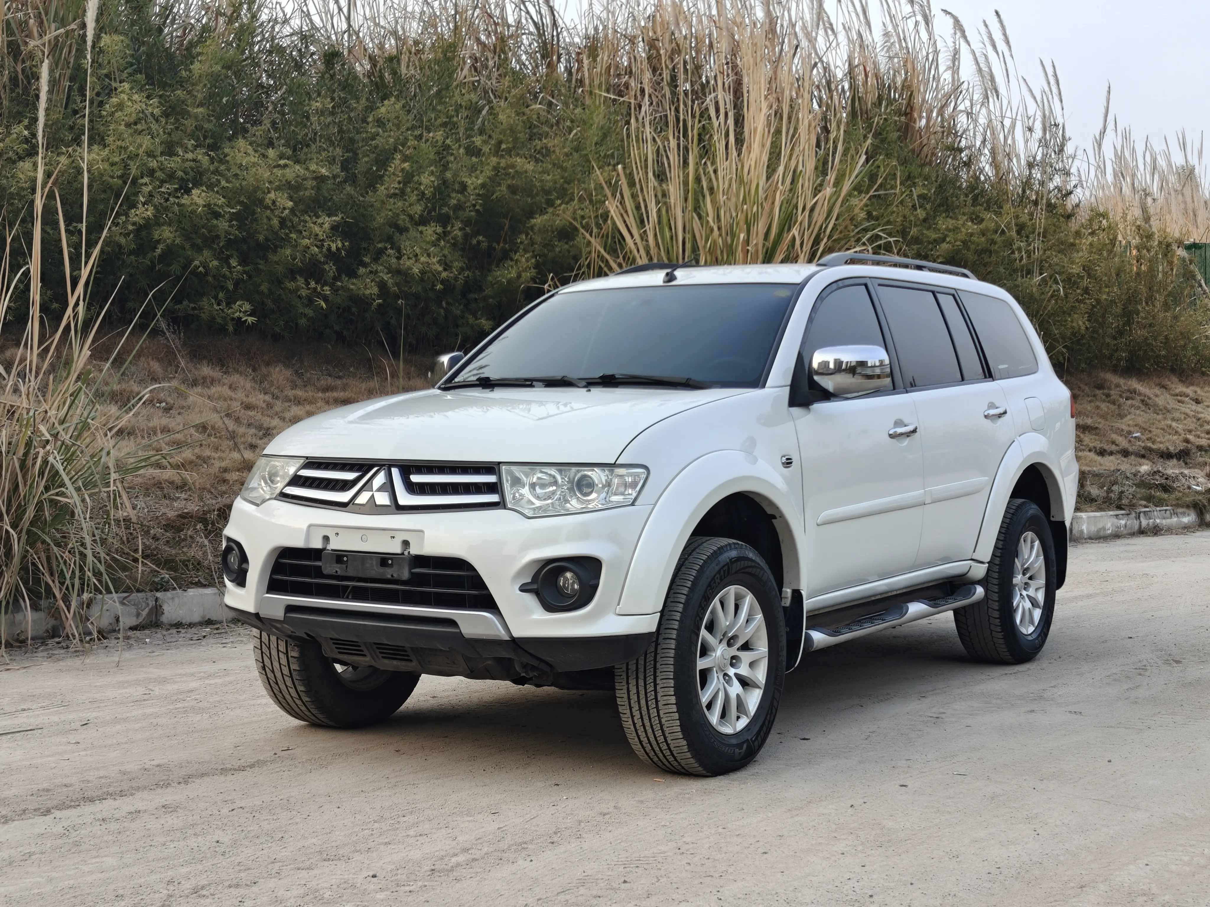 Mitsubishi Pajero Jinchang