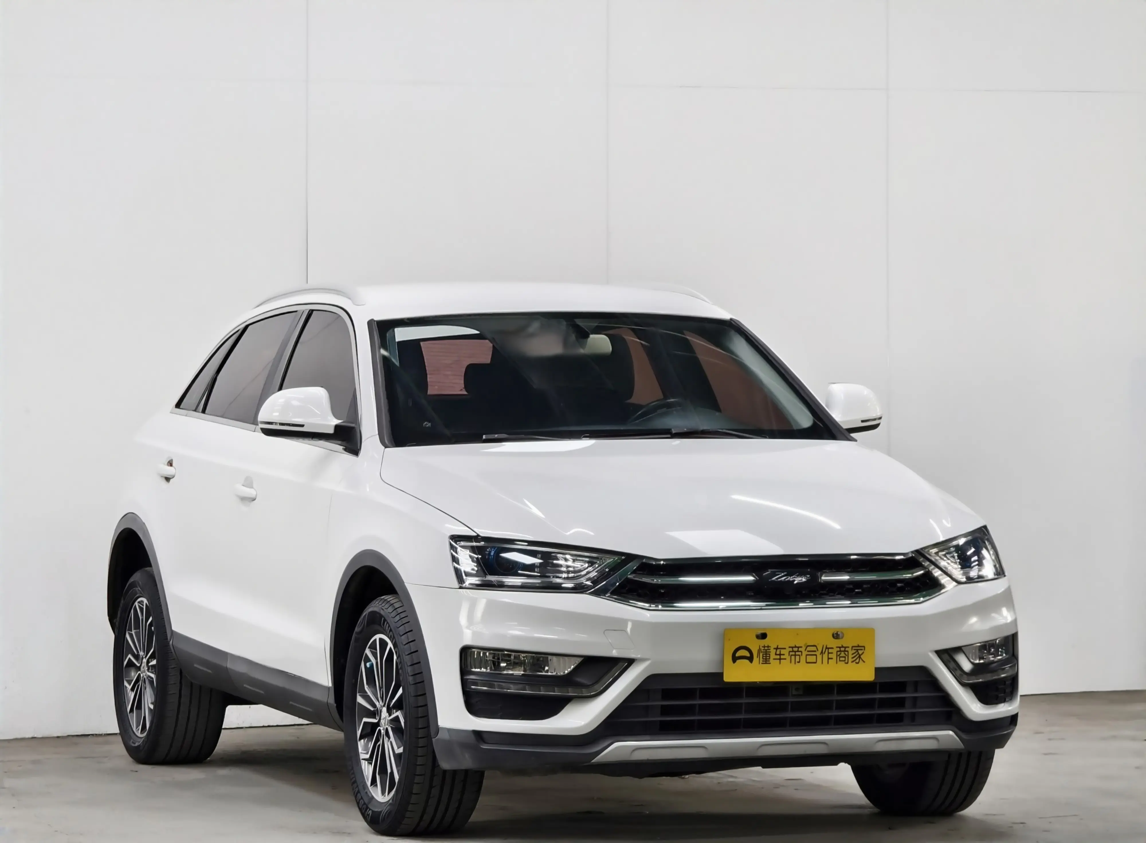 Zotye SR7