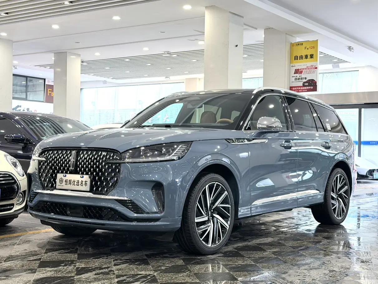 Lincoln Aviator