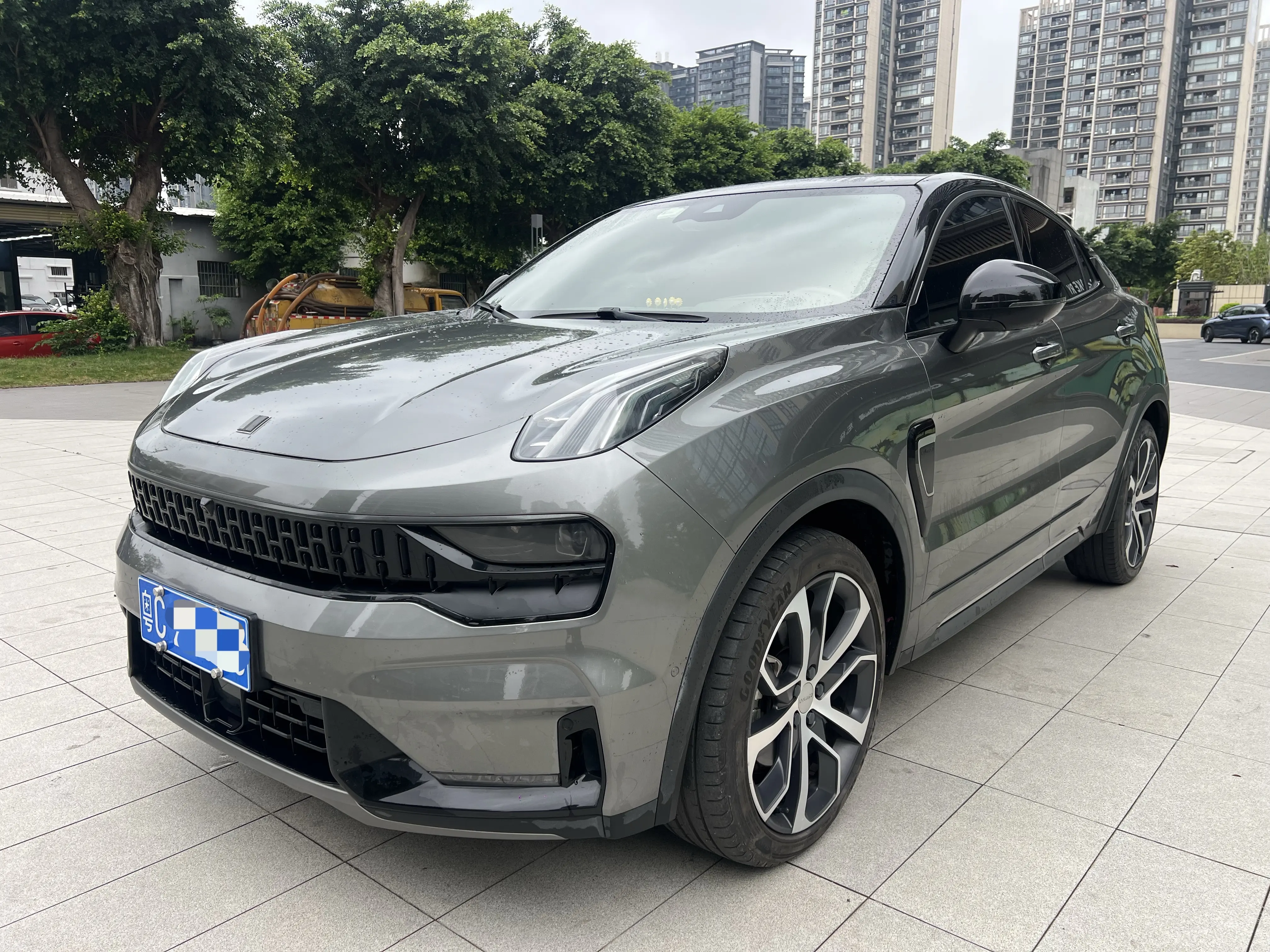 Lynk & Co 05