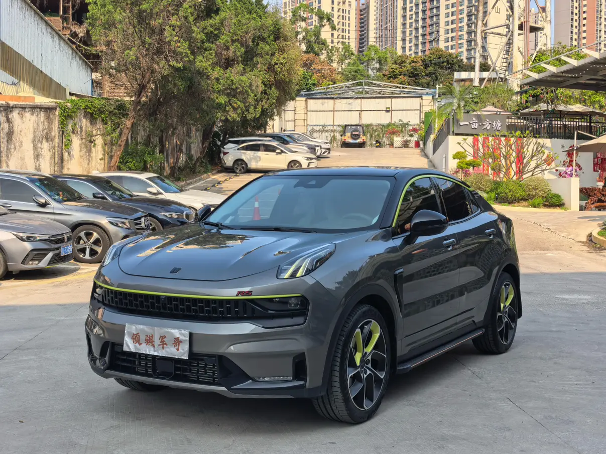 Lynk & Co 05