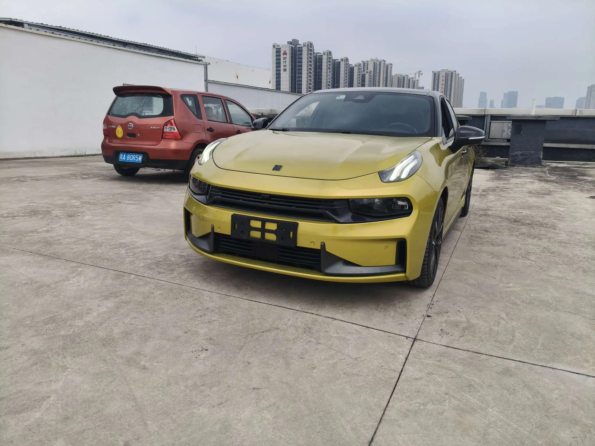 Lynk & Co 03