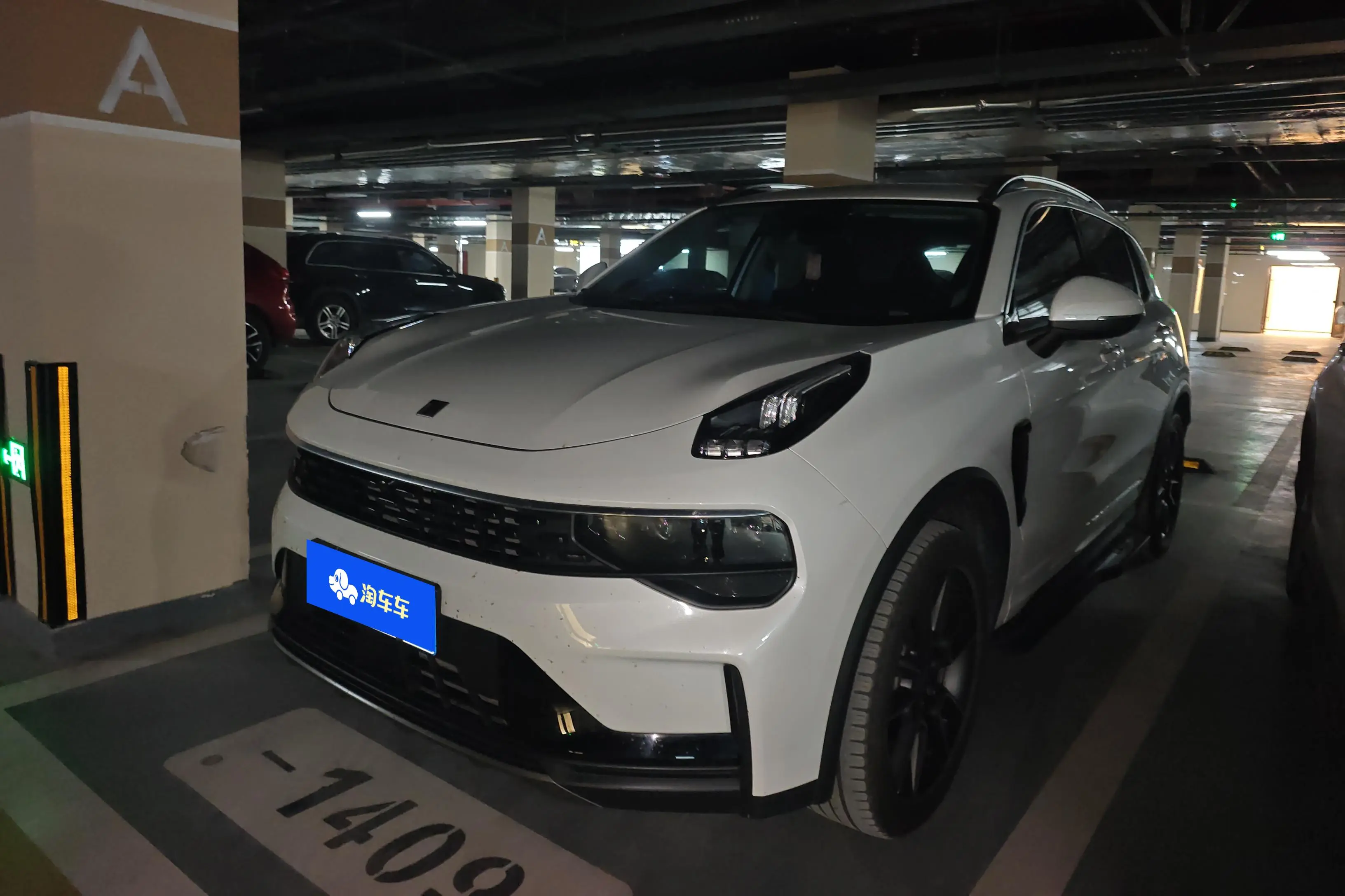 Lynk & Co 01