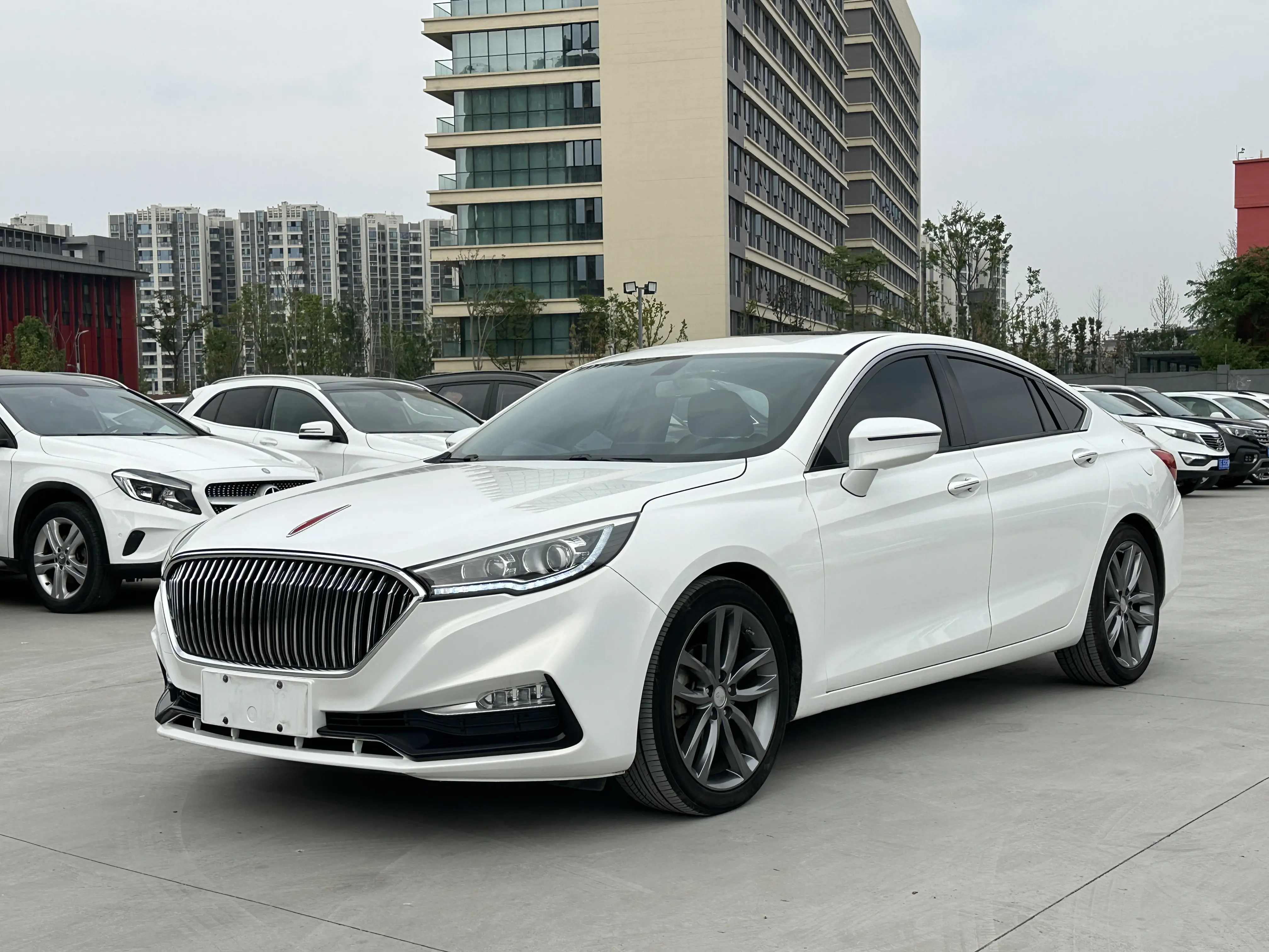 Hongqi H5 classic