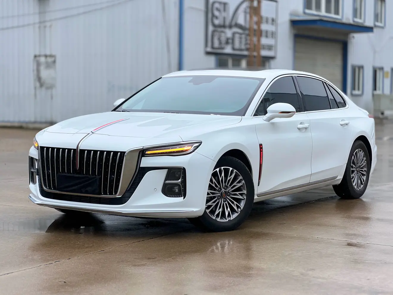 Hongqi H5