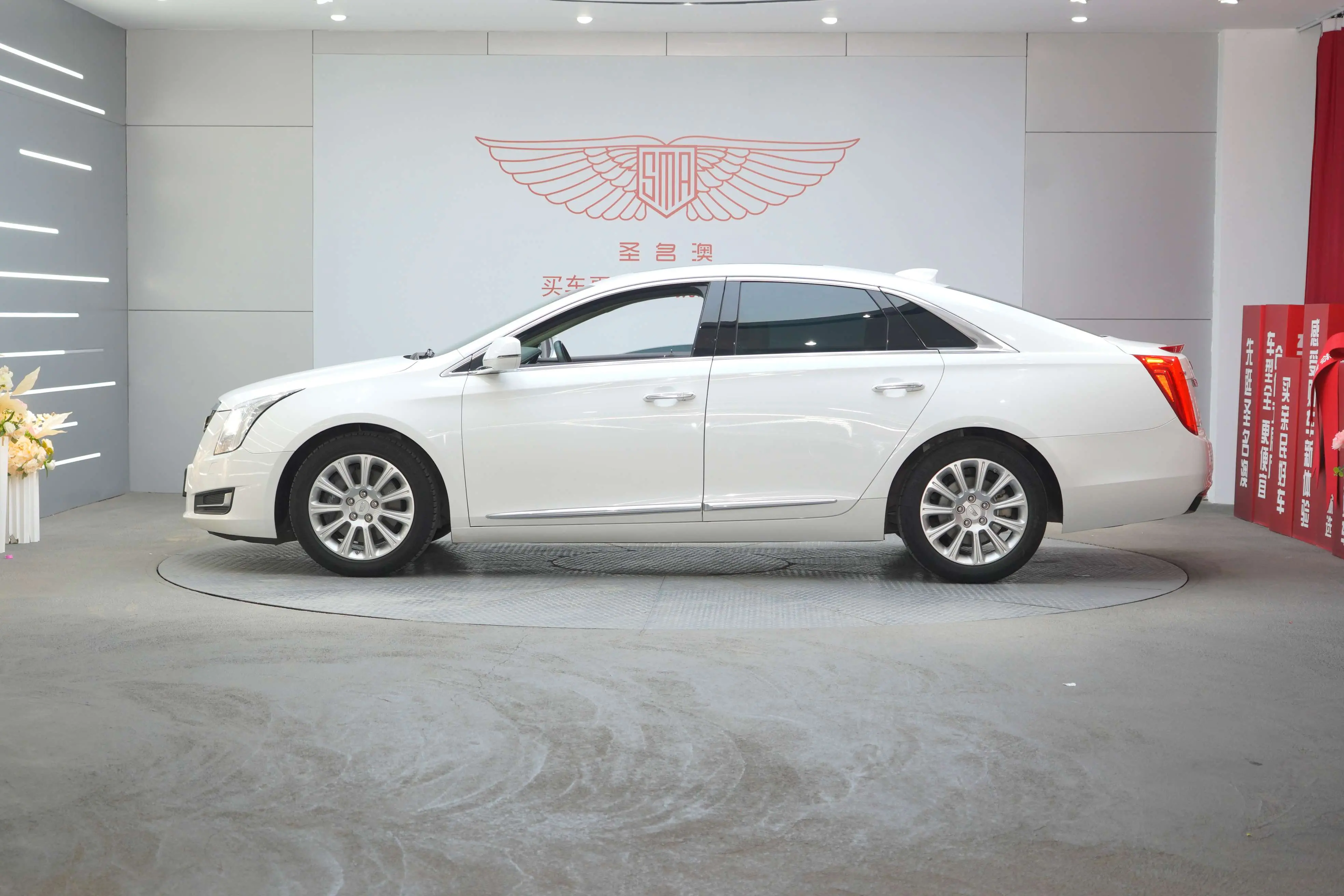 Cadillac XTS
