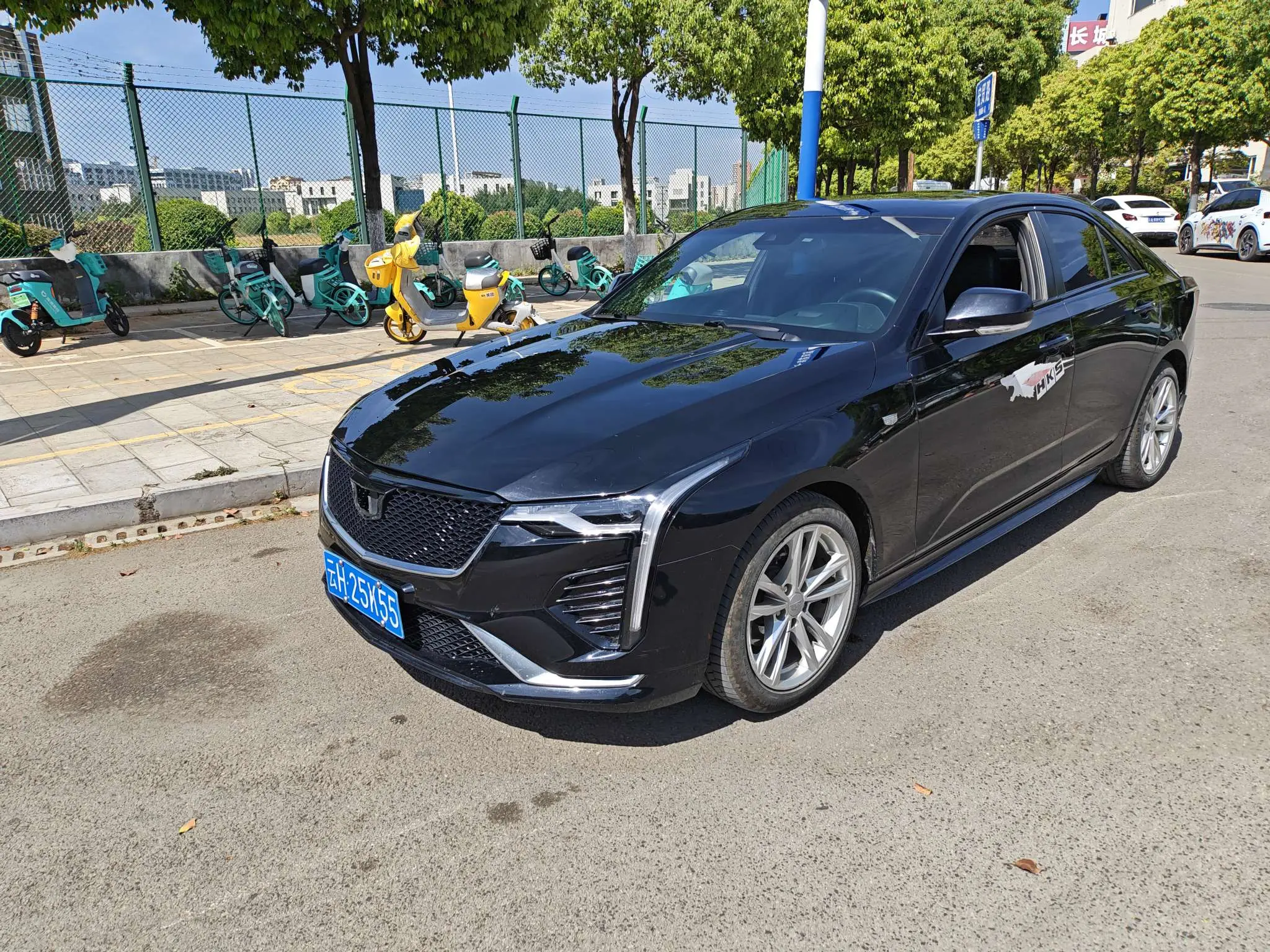 Cadillac CT4