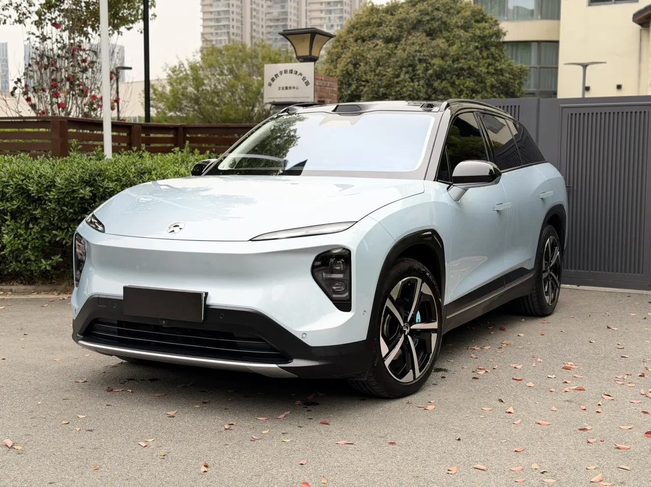 NIO ES7
