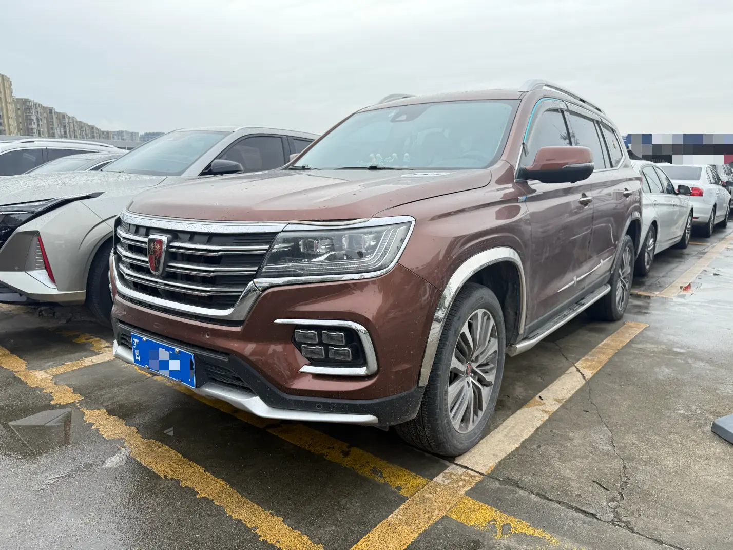 Roewe RX8