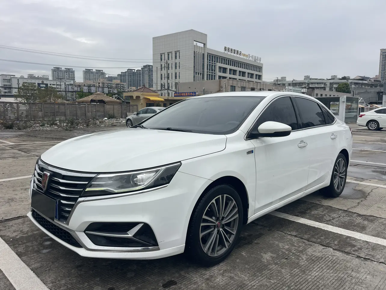 Roewe i6 Classic