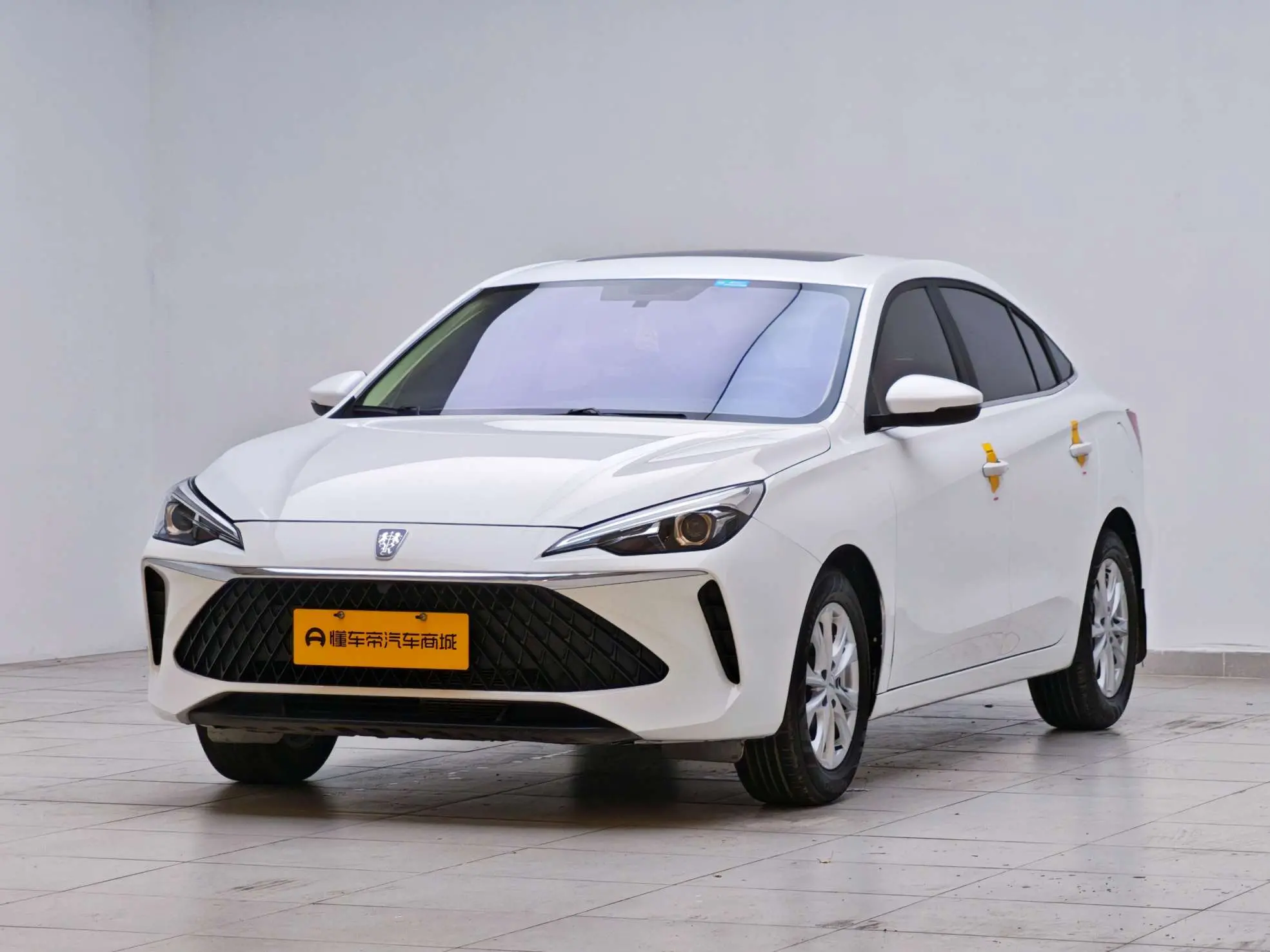 Roewe i5