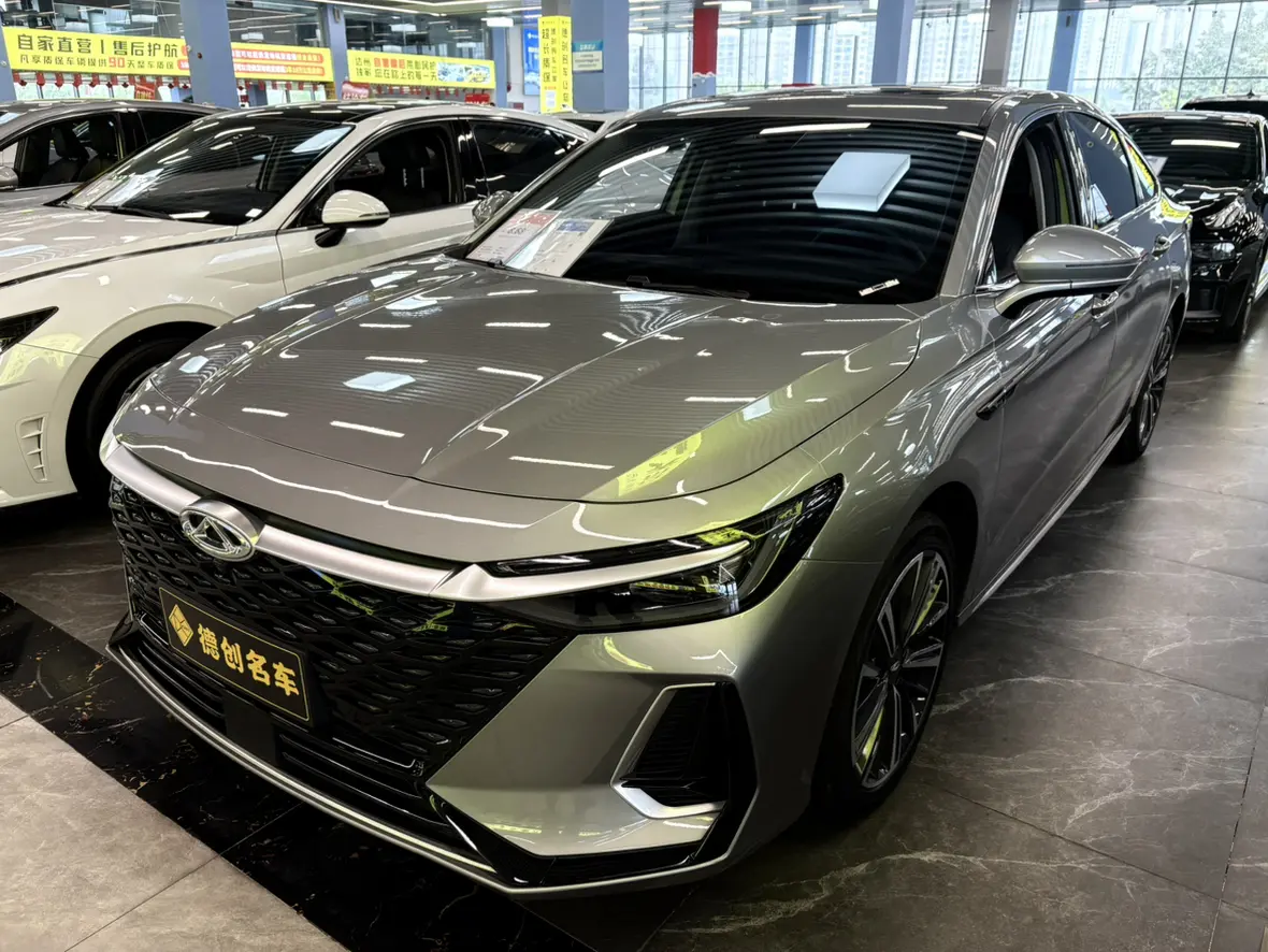 Chery Arrizo 8