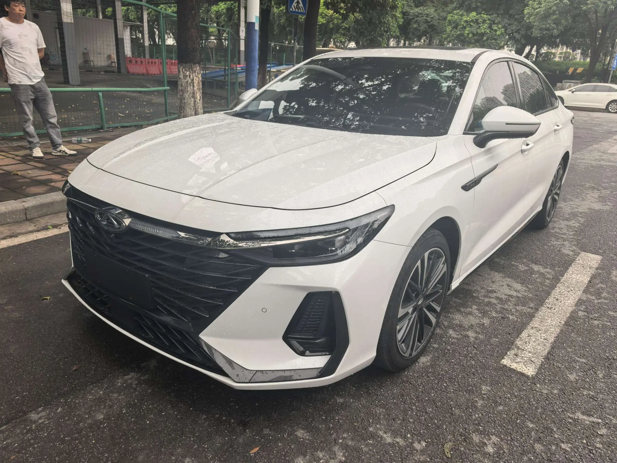 Chery Arrizo 8