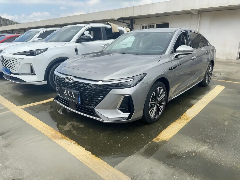 Chery Arrizo 8